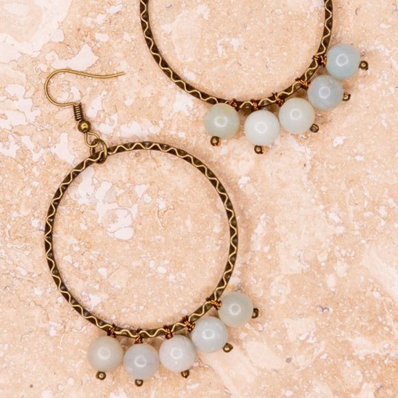 Sale 🎊 Rosa Hoop Earrings - Picture 2 of 2